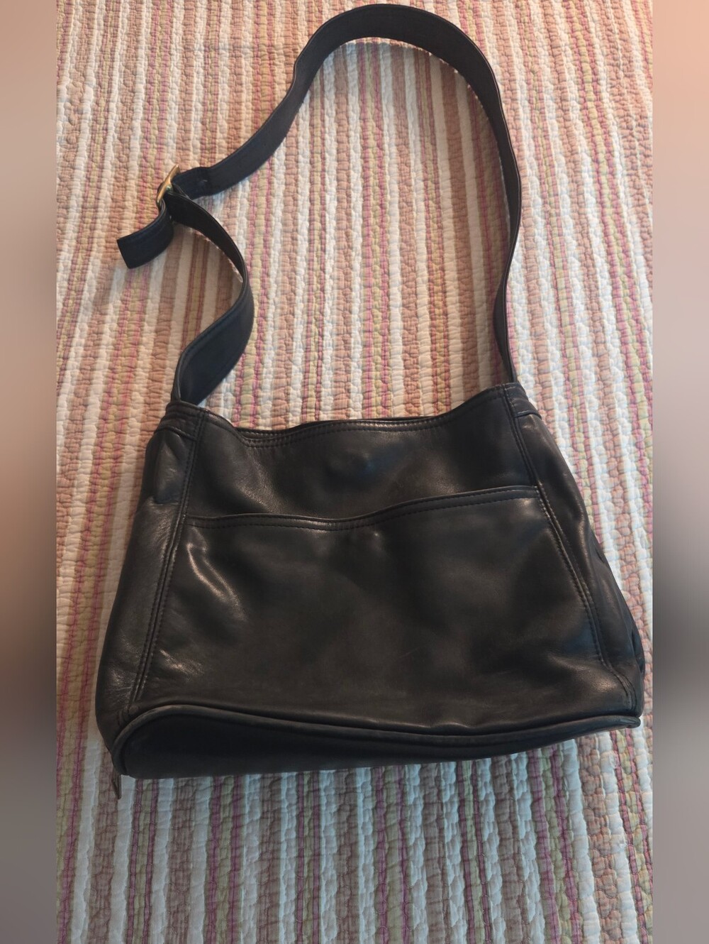 Coronado Leather company Concealed Carry Black Leather Shoulder Bag